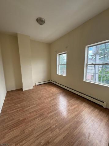 509 2ND Avenue Elizabeth NJ 07202