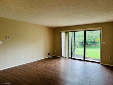122 Crabapple Lane Franklin NJ 08823
