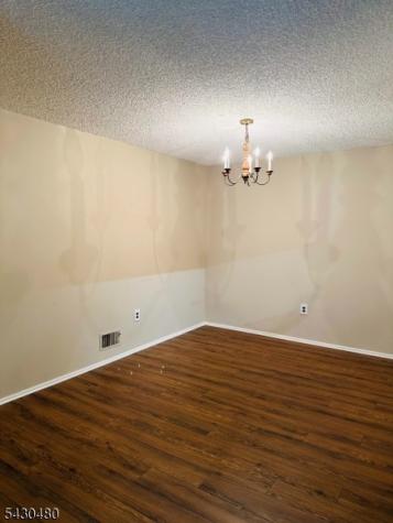 122 Crabapple Lane Franklin NJ 08823