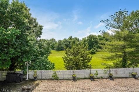 10 Crestwood Street Piscataway NJ 08854