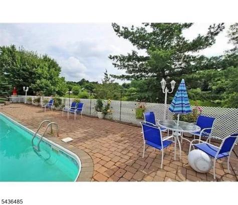 10 Crestwood Street Piscataway NJ 08854