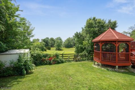 10 Crestwood Street Piscataway NJ 08854