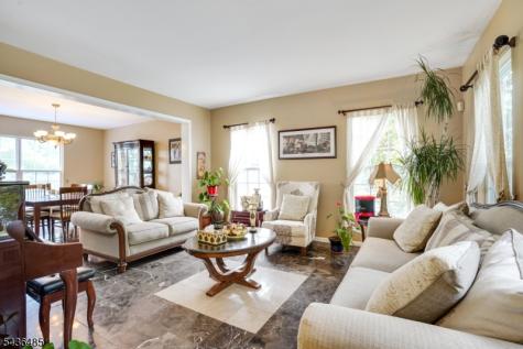 10 Crestwood Street Piscataway NJ 08854