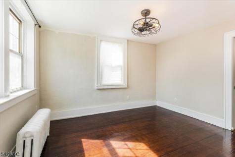 43 Pleasant Way Montclair NJ 07042