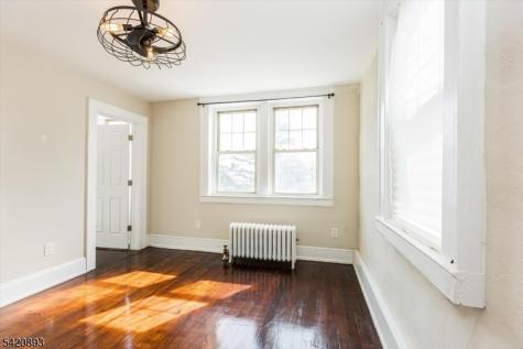 43 Pleasant Way Montclair NJ 07042