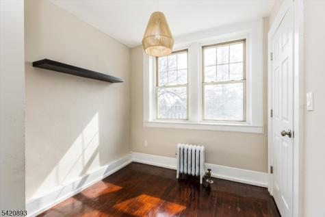 43 Pleasant Way Montclair NJ 07042