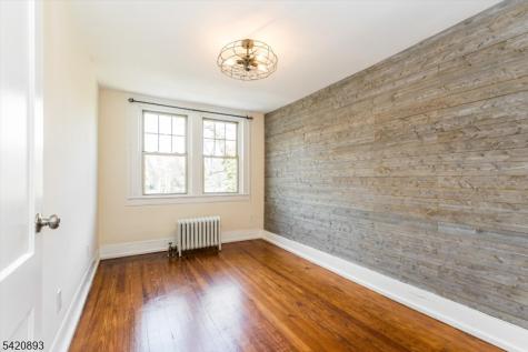 43 Pleasant Way Montclair NJ 07042