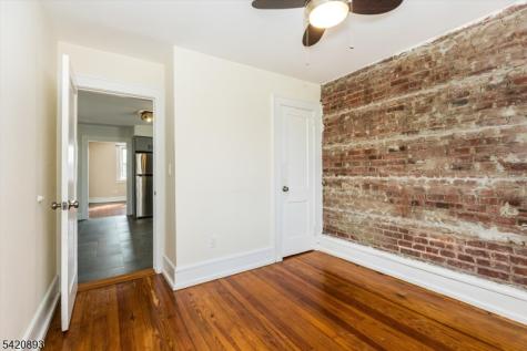 43 Pleasant Way Montclair NJ 07042