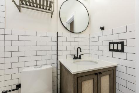 43 Pleasant Way Montclair NJ 07042