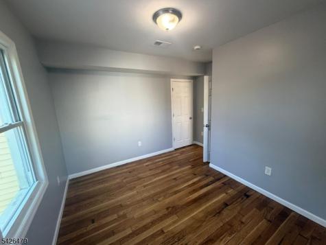 10 Tillinghast Street Newark NJ 07108