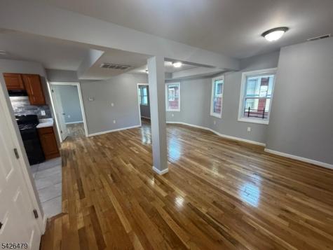 10 Tillinghast Street Newark NJ 07108