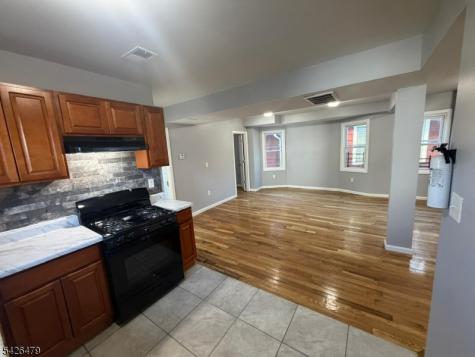 10 Tillinghast Street Newark NJ 07108