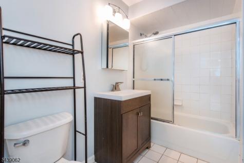 901 STUYVESANT-101 Union NJ 07083