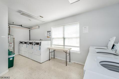 901 STUYVESANT-101 Union NJ 07083