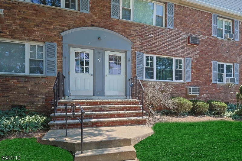 9 Wedgewood Drive Verona NJ 07044