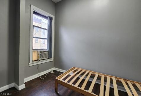 423 2ND Street Jersey City NJ 07302