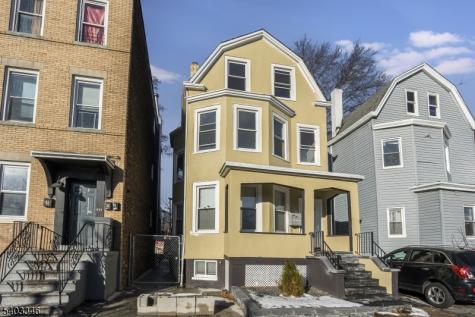 11 Ellington Street East Orange NJ 07017