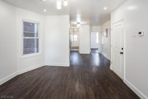 11 Ellington Street East Orange NJ 07017