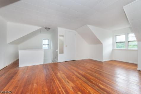 51 Riggs Place South Orange Village NJ 07079