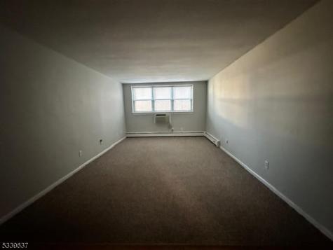 148 Newark Unit 3 Belleville NJ 07109