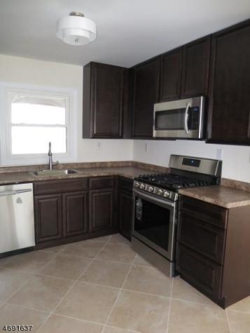 6 Flower Road Franklin NJ 08873