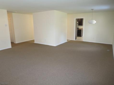 6 Flower Road Franklin NJ 08873