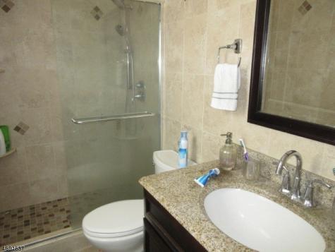6 Flower Road Franklin NJ 08873