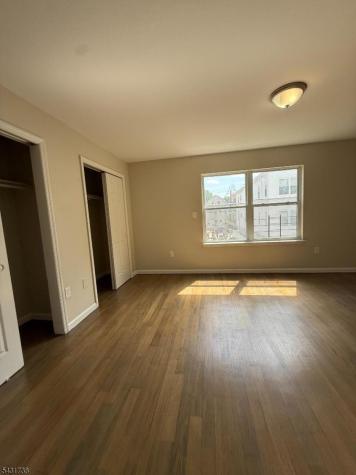 822 S 19th Street Newark NJ 07108