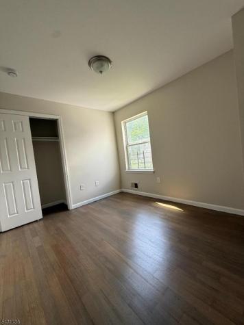 822 S 19th Street Newark NJ 07108