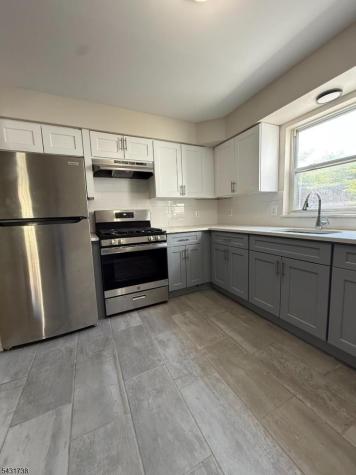 822 S 19th Street Newark NJ 07108