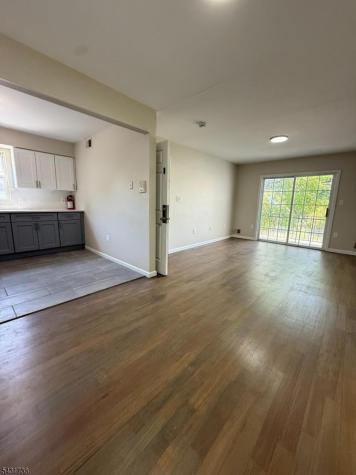 822 S 19th Street Newark NJ 07108
