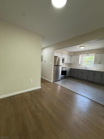 822 S 19th Street Newark NJ 07108