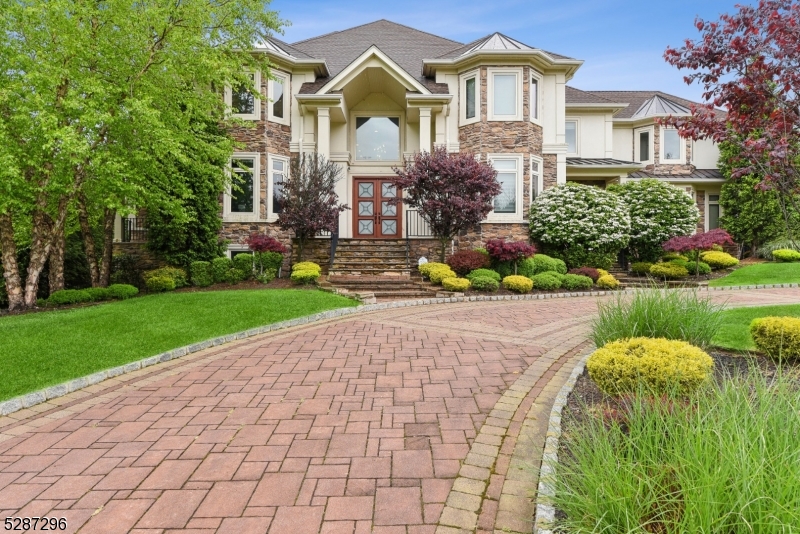 14 Michelle Lane Livingston NJ 07039