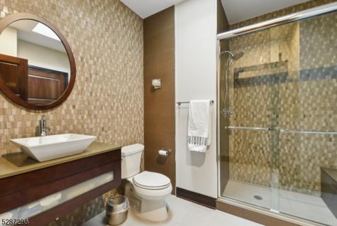14 Michelle Lane Livingston NJ 07039