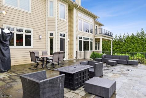 14 Michelle Lane Livingston NJ 07039