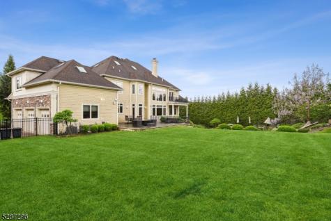 14 Michelle Lane Livingston NJ 07039
