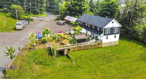 292 W Mill Road Washington NJ 07853