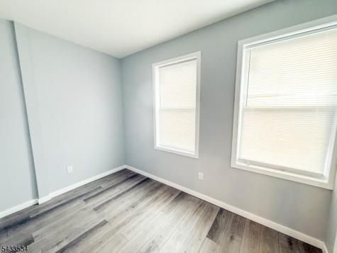 76 Bloomfield Avenue Paterson NJ 07503