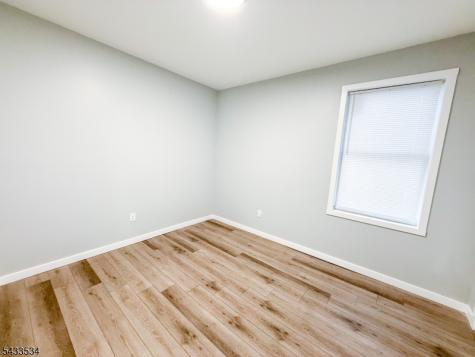 76 Bloomfield Avenue Paterson NJ 07503