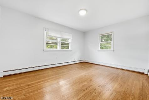 15 Monroe Place Montclair NJ 07042