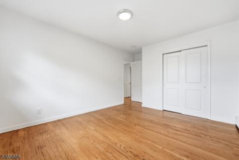 15 Monroe Place Montclair NJ 07042