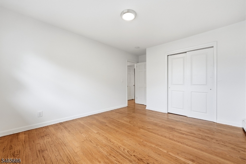 15 Monroe Place Montclair NJ 07042