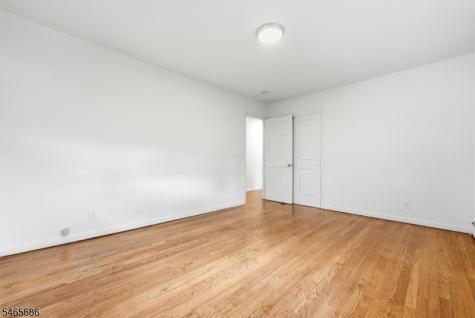 15 Monroe Place Montclair NJ 07042
