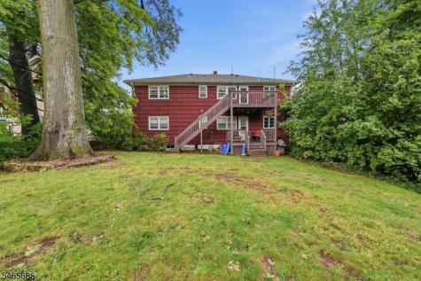 15 Monroe Place Montclair NJ 07042