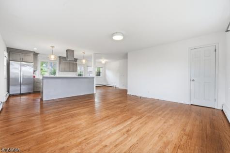 15 Monroe Place Montclair NJ 07042