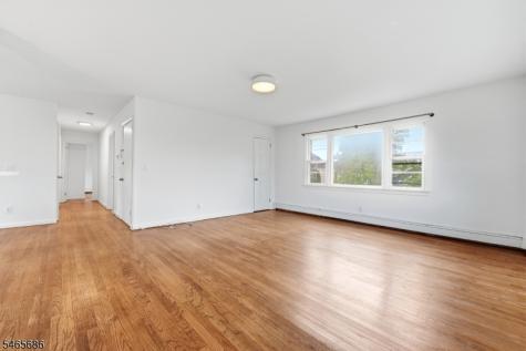 15 Monroe Place Montclair NJ 07042