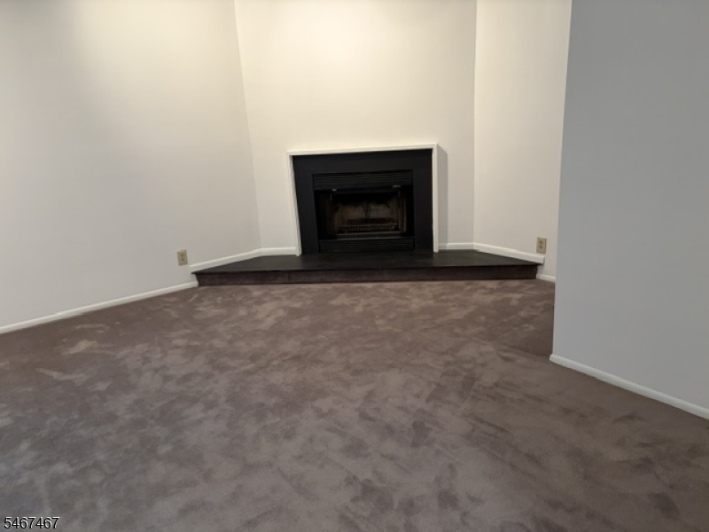 21140 Westview Wharton NJ 07885