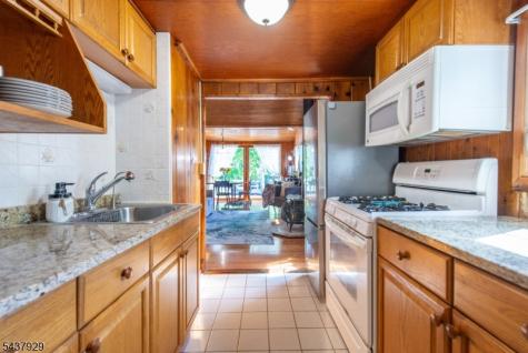 5 Sewell Road West Milford NJ 07421