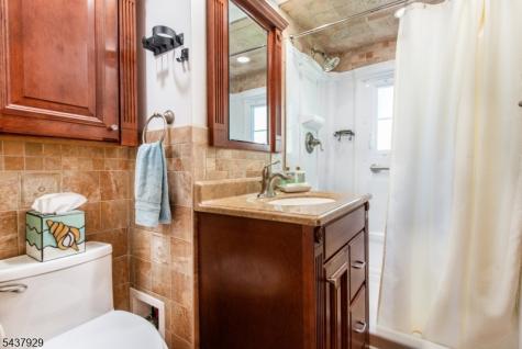 5 Sewell Road West Milford NJ 07421