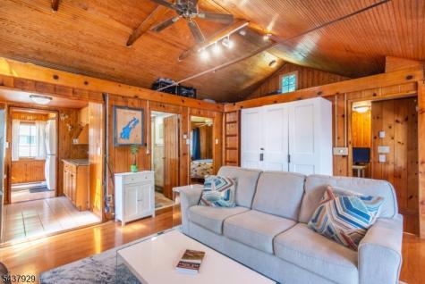 5 Sewell Road West Milford NJ 07421